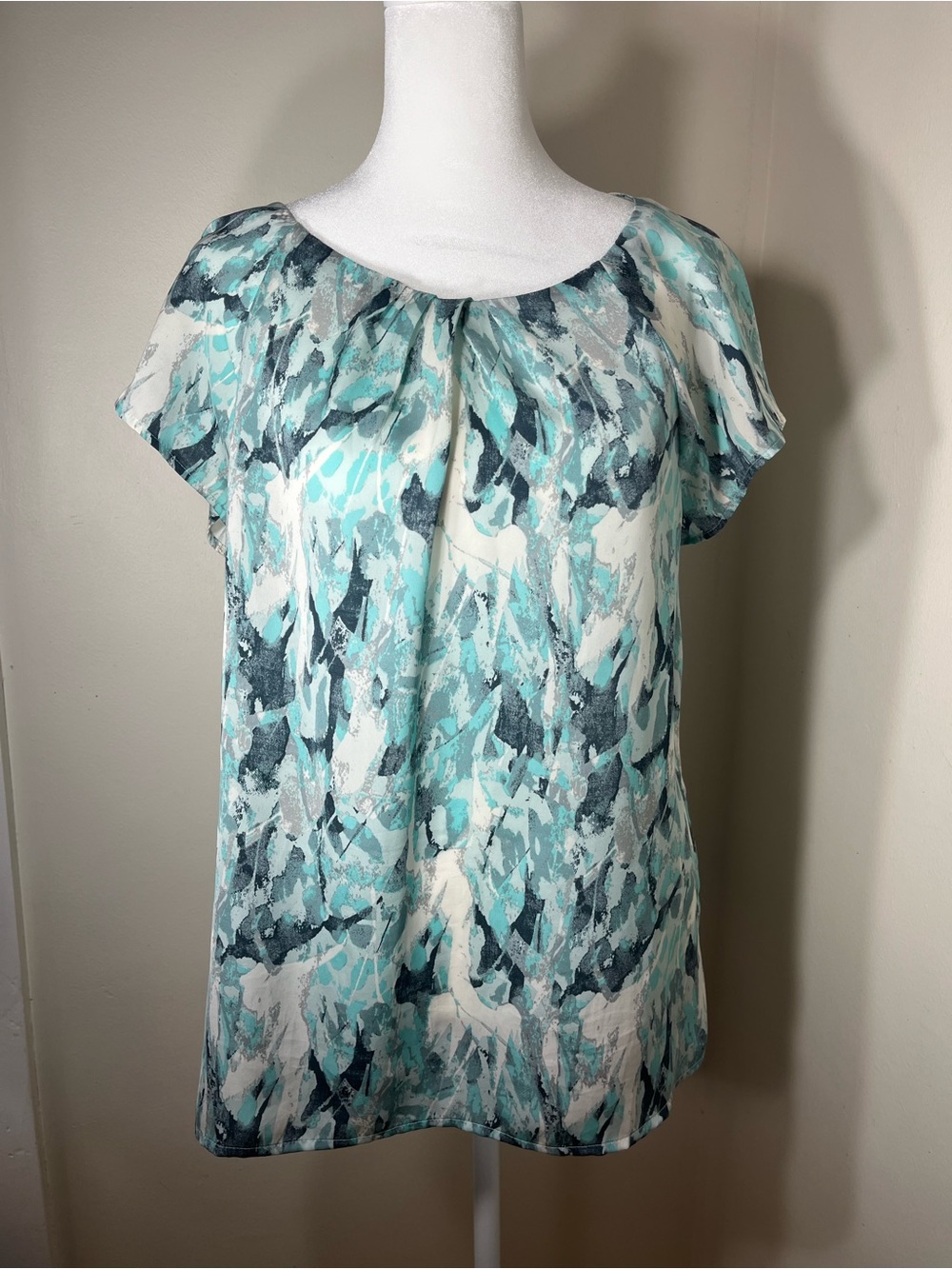 Ann Taylor Aqua & Teal Abstract Short-Sleeve Blouse